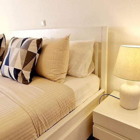 Jasmine Apartment Next To Meia Praia Beach لاغوس المظهر الخارجي الصورة