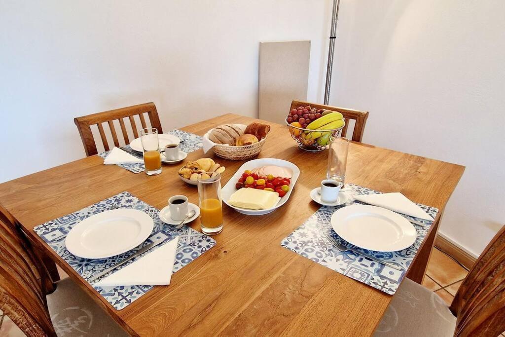 Jasmine Apartment Next To Meia Praia Beach لاغوس المظهر الخارجي الصورة